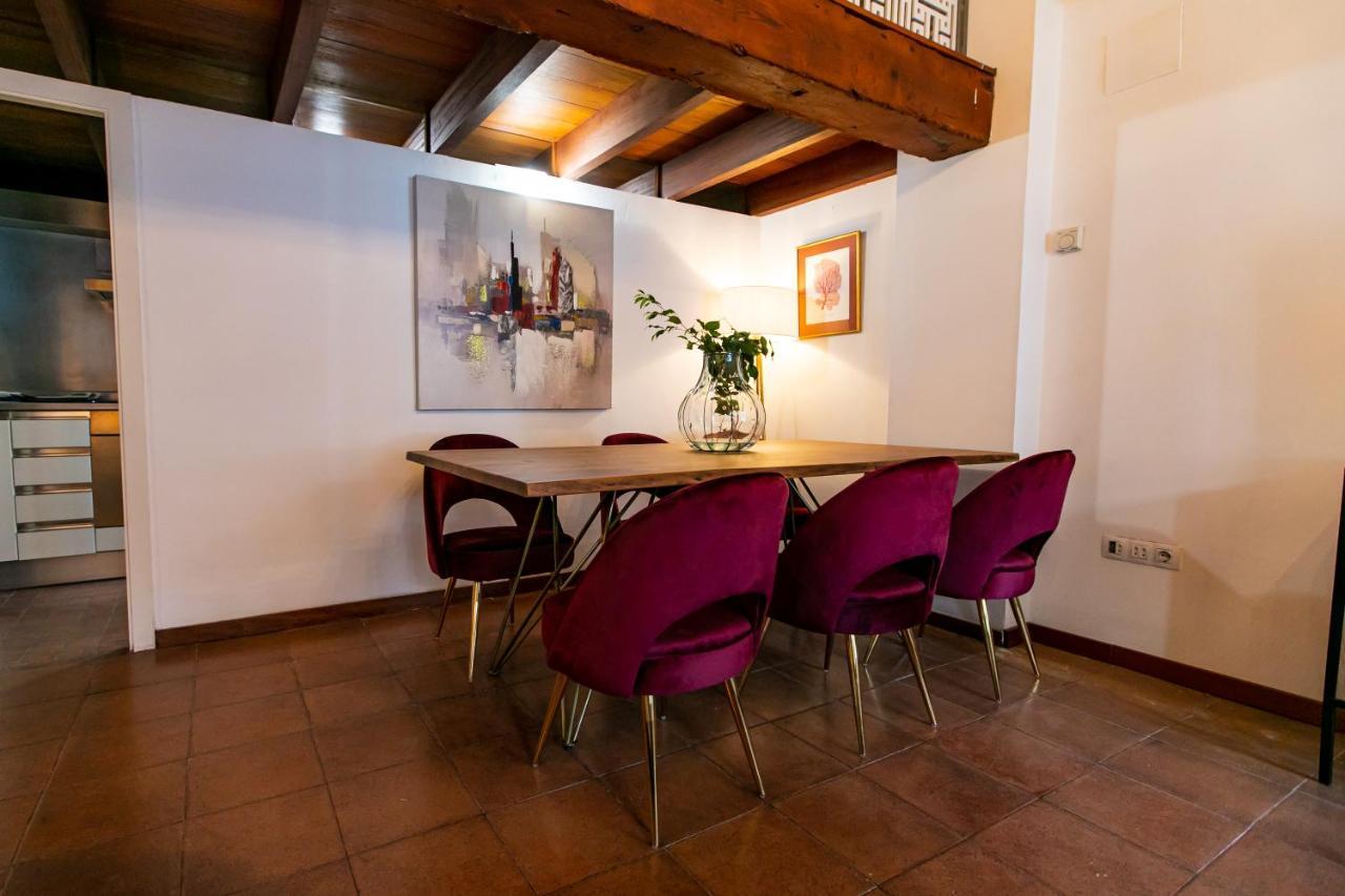 Apartamento 3 Dormitorios En Calle San Vicente. Siviglia Esterno foto