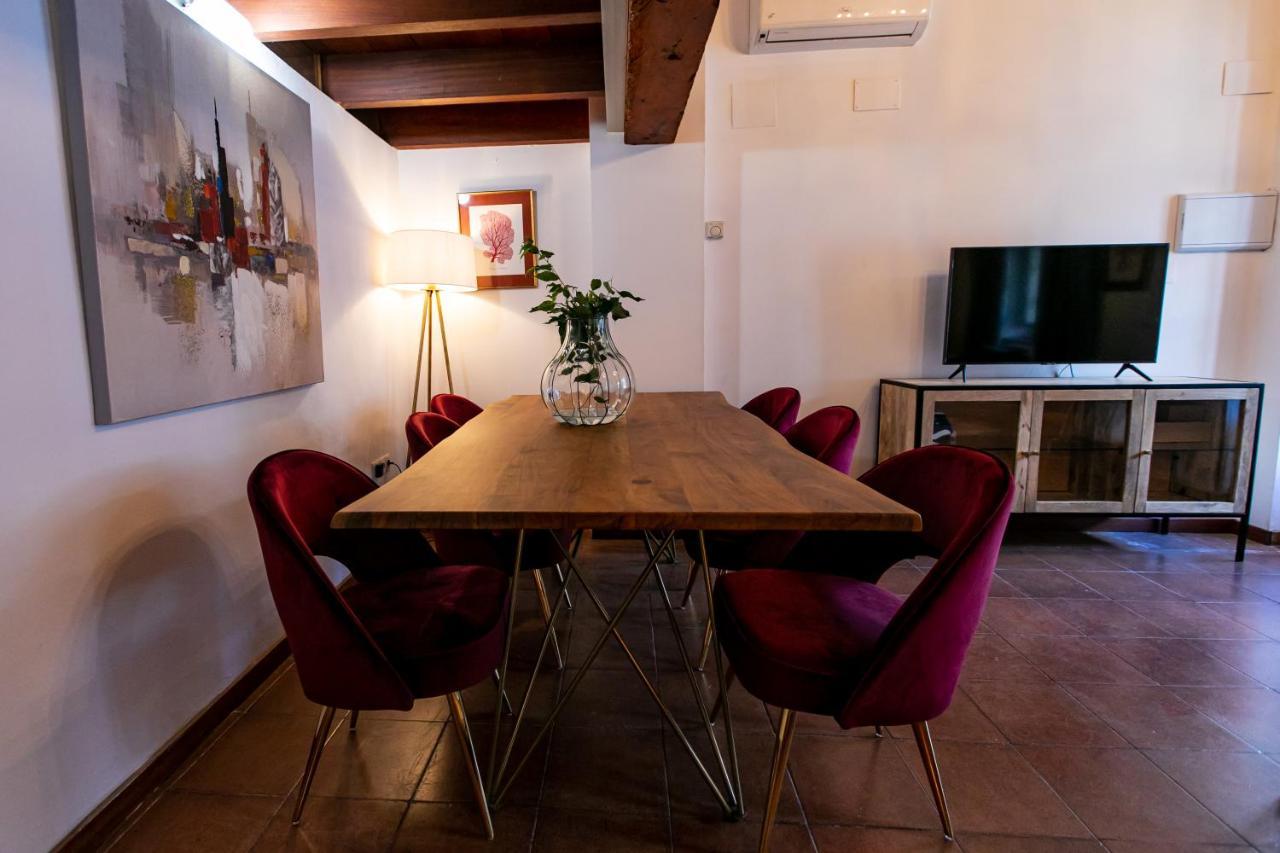 Apartamento 3 Dormitorios En Calle San Vicente. Siviglia Esterno foto