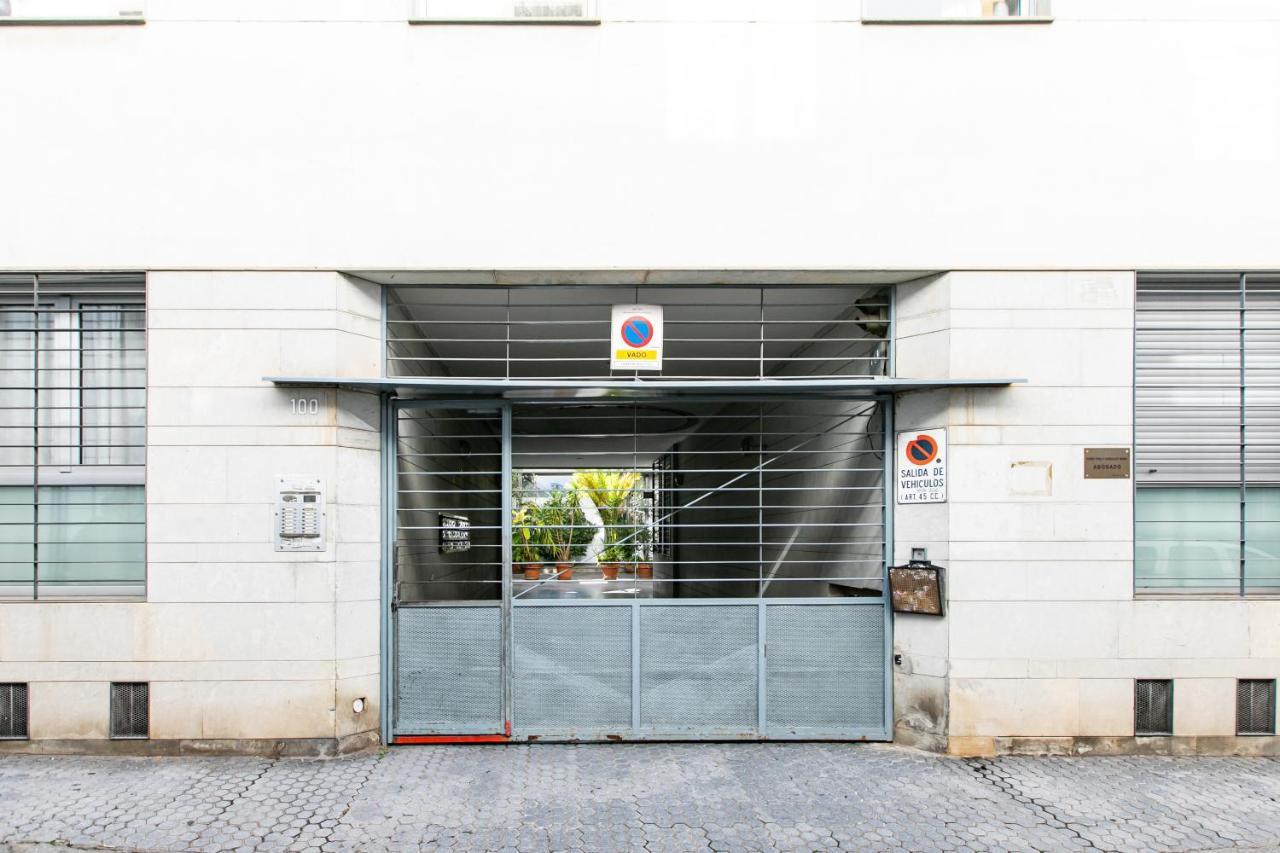 Apartamento 3 Dormitorios En Calle San Vicente. Siviglia Esterno foto