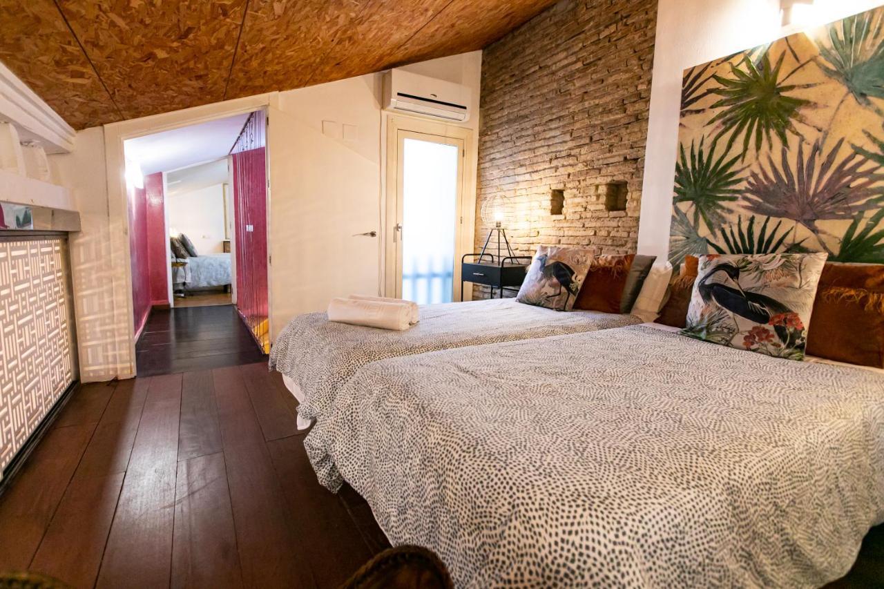 Apartamento 3 Dormitorios En Calle San Vicente. Siviglia Esterno foto